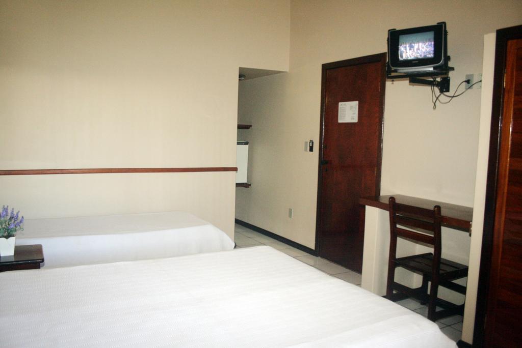 Standard Double Room,250073757:JPEG